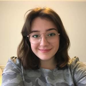 Meet your Posher, Danielle